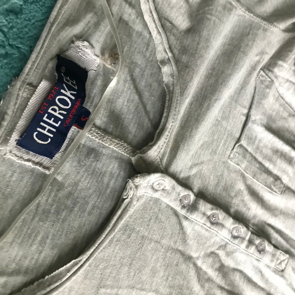 Grey long sleeve t-shirt